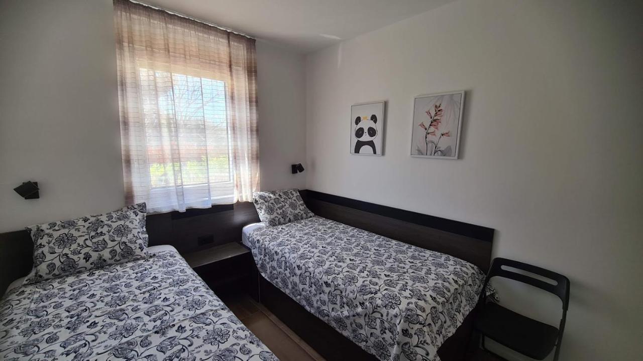 Vila Primorka Apartmani Oleander Šilo Exteriör bild