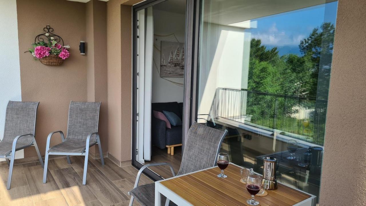 Vila Primorka Apartmani Oleander Šilo Exteriör bild