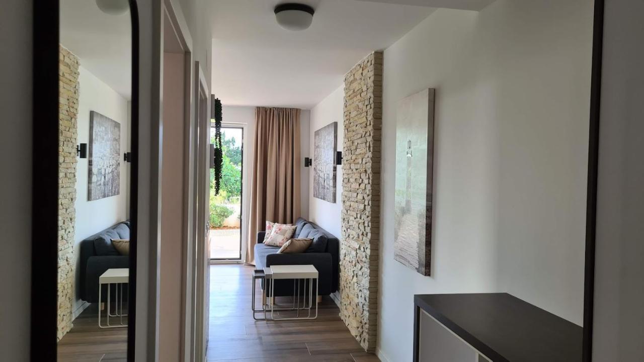 Vila Primorka Apartmani Oleander Šilo Exteriör bild