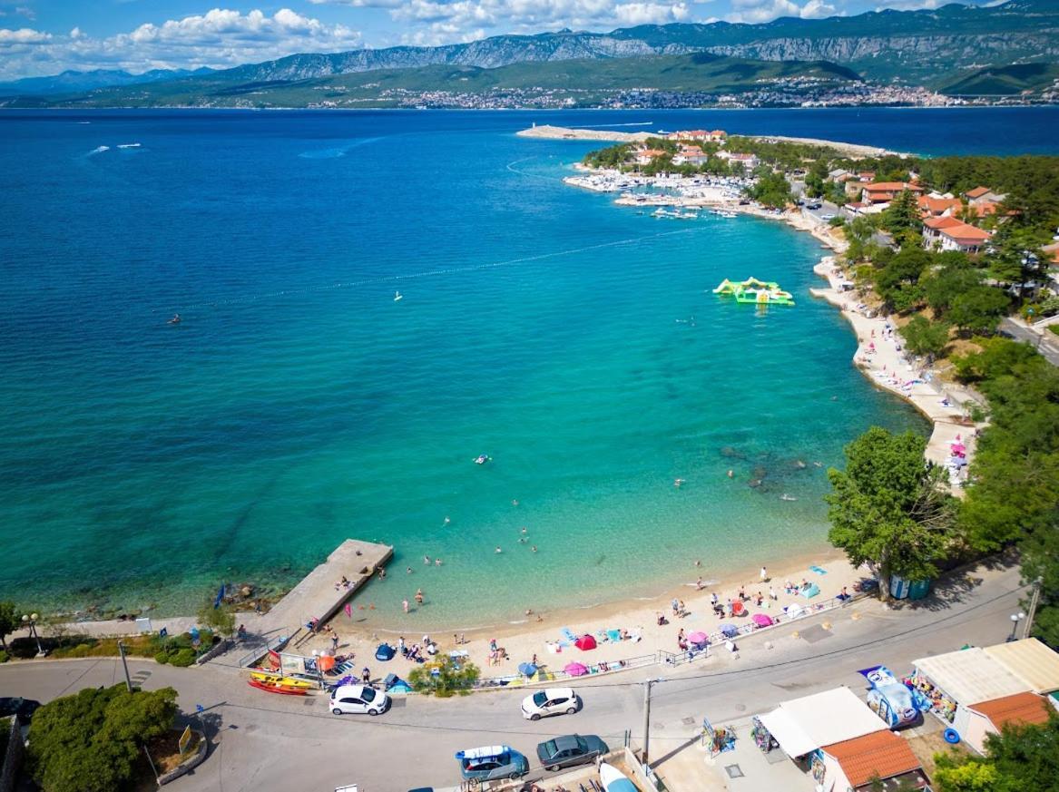 Vila Primorka Apartmani Oleander Šilo Exteriör bild