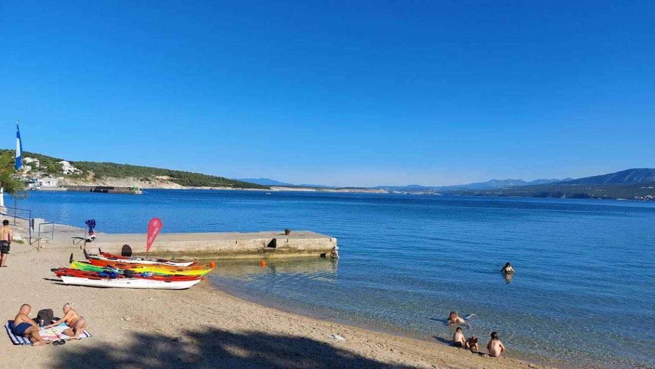 Vila Primorka Apartmani Oleander Šilo Exteriör bild